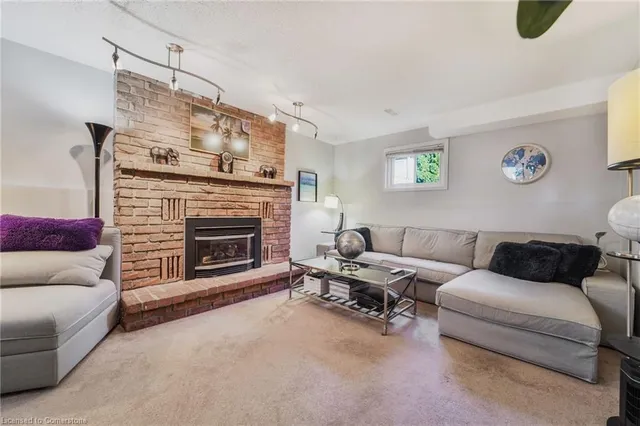 Additional image 30 of 8 Muscot Dr