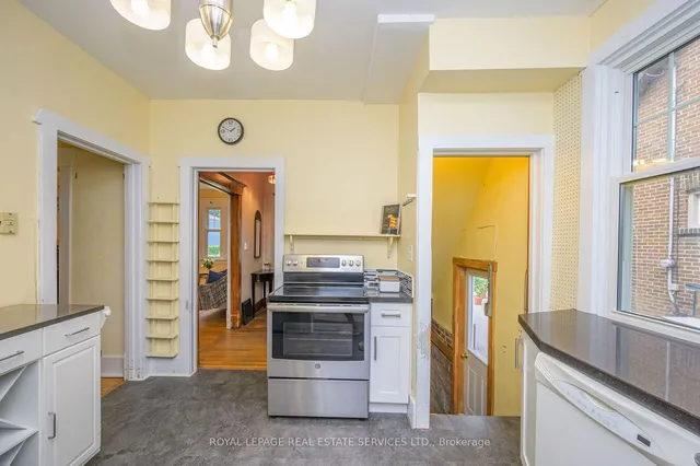 Additional image 21 of 39 Court St