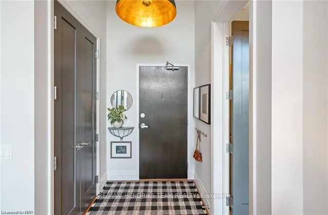 Additional image 7 of 112 KING St Unit LPH10