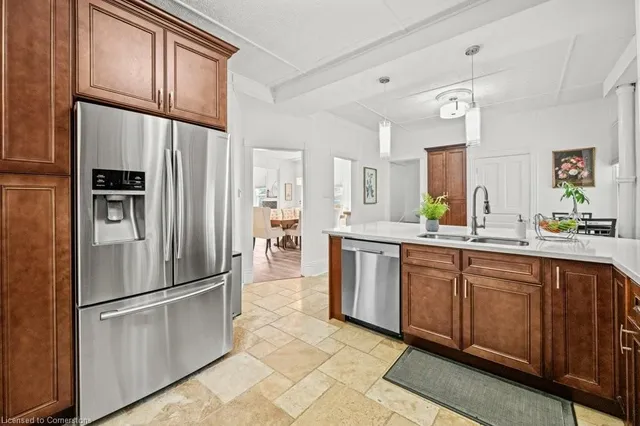 Additional image 15 of 89 Lynden Rd