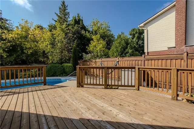 Additional image 5 of 2090 DEER RUN Ave