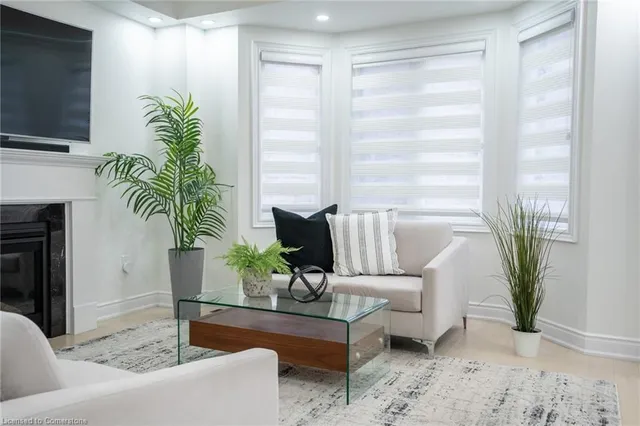 Additional image 10 of 158 Agro St