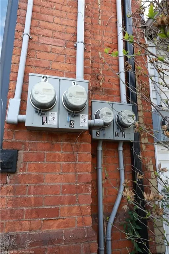 Additional image 5 of 165 Emerald St