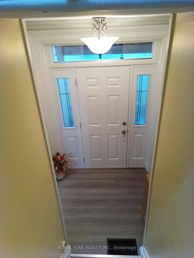 Additional image 32 of 240 Freelton Rd