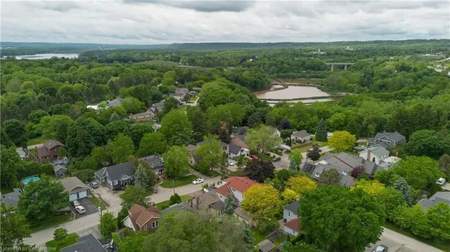 Additional image 9 of 1041 Plains View Ave