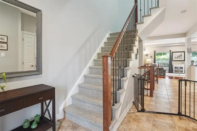 Additional image 17 of 218 PLAINS Rd Unit 16