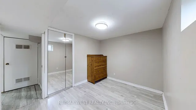 Additional image 5 of 15 Darcy Crt