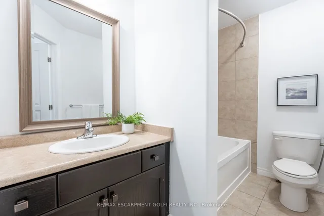 Additional image 24 of 71 Chamomile Dr