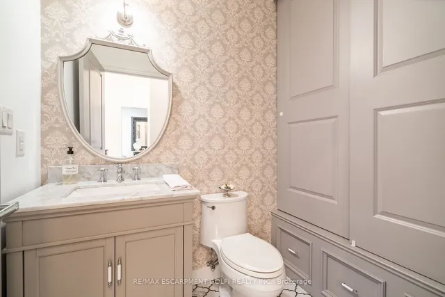 Additional image 9 of 90 Charlton Ave Unit 806