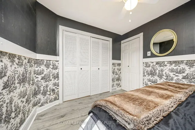 Additional image 27 of 16 Case St