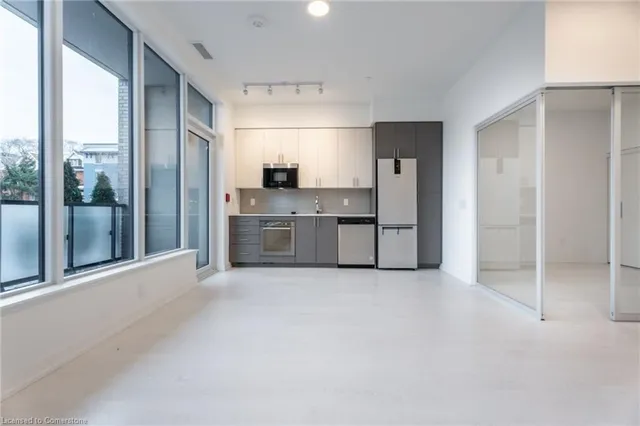 Additional image 13 of 415 Main St Unit 104