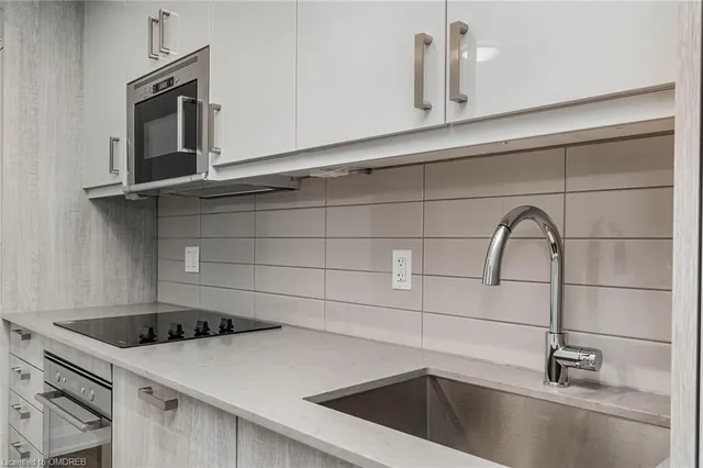 Additional image 18 of 77 MUTUAL St