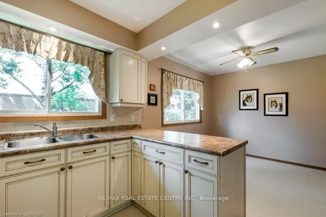 Additional image 11 of 17 Mary St