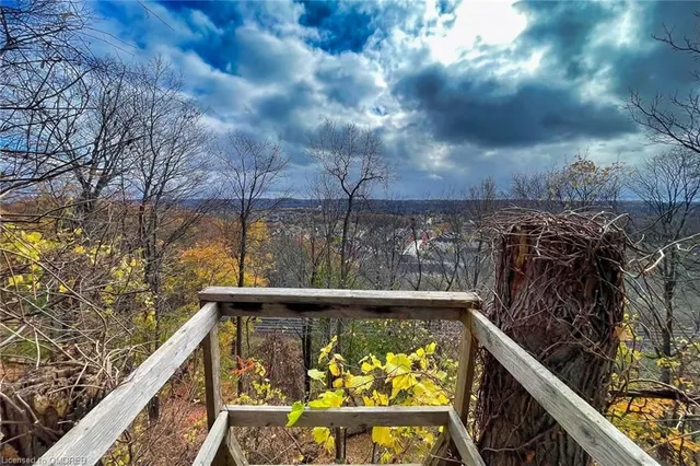 Additional image 45 of 34 Maple Ave