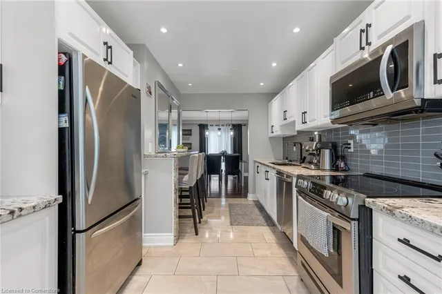 Additional image 6 of 65 Memorial Ave