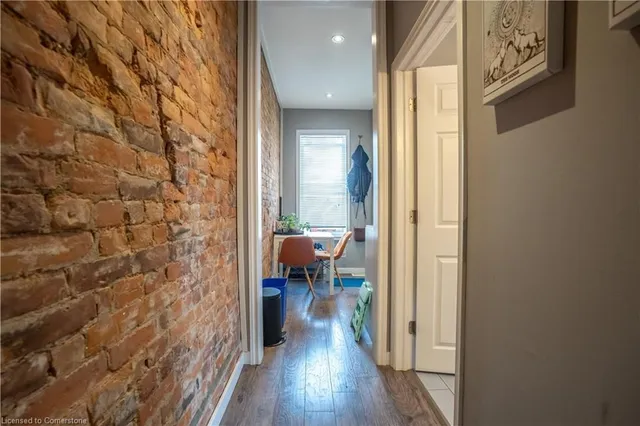 Additional image 21 of 165 Emerald St