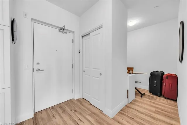 Additional image 23 of 1 Redfern Ave Unit 403