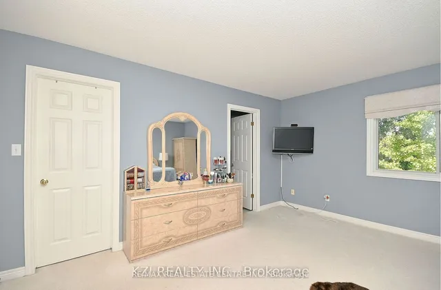 Additional image 9 of 15 Creanona Blvd