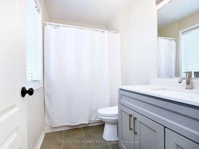 Additional image 15 of 1058 Bowring Cres