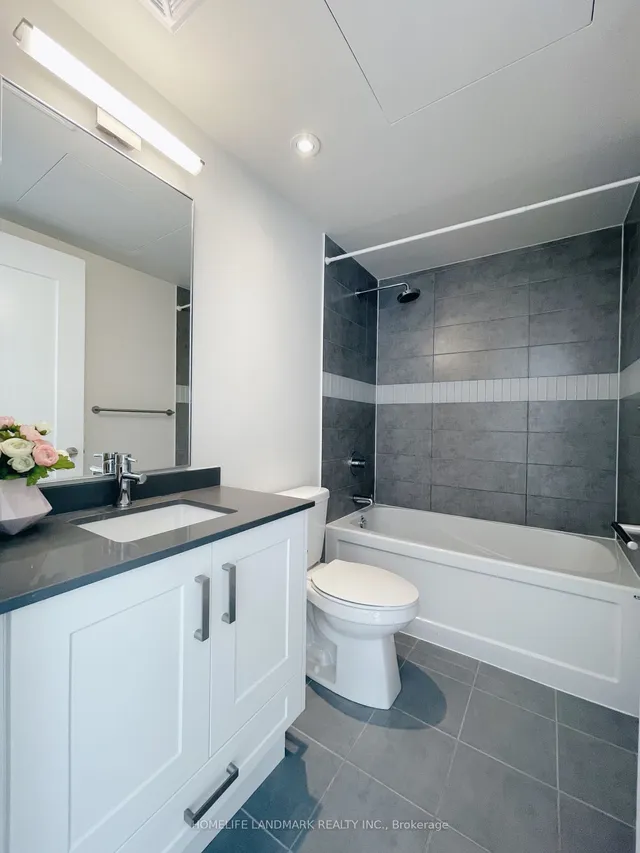 Additional image 5 of 99 John St Unit 1701