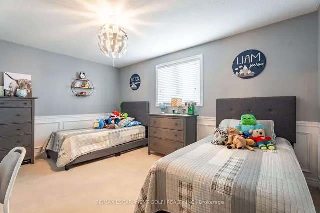 Additional image 23 of 49 Desoto Dr