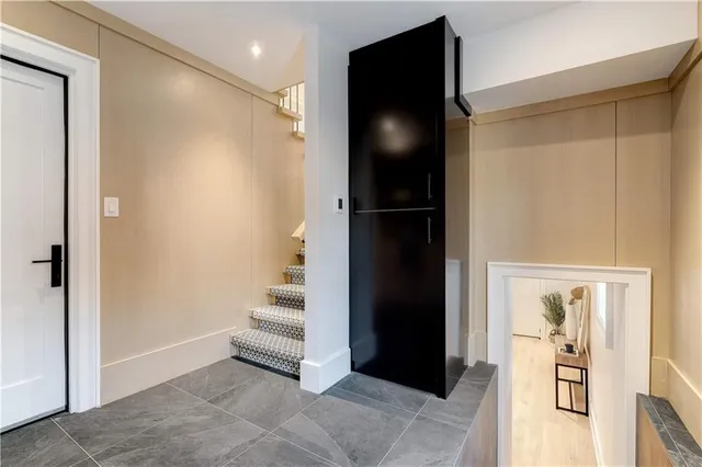 Additional image 3 of 939 TEAL Dr