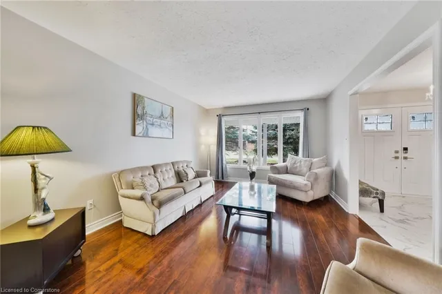 Additional image 4 of 245 Stadacona Ave