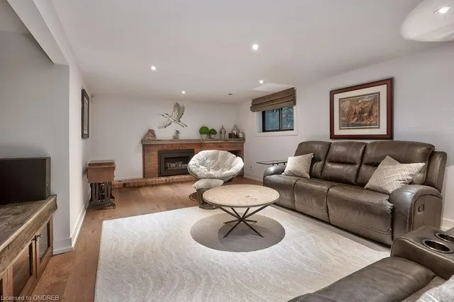 Additional image 29 of 124 Lynn Crt