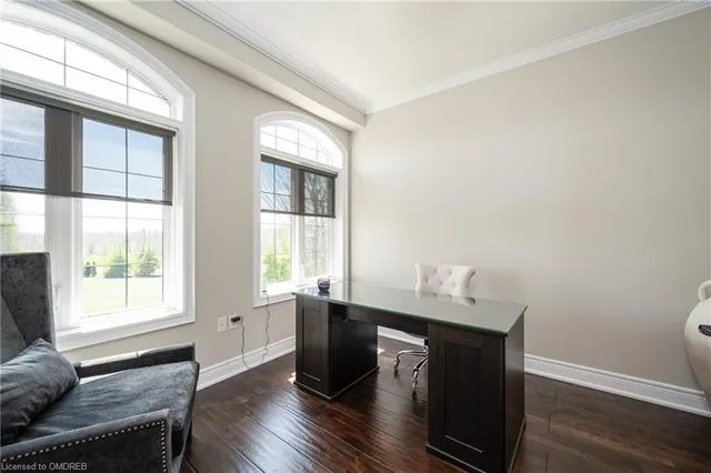 Additional image 4 of 100 Chesswood Trail