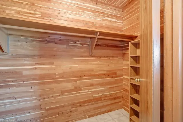 Additional image 35 of 251 Glen Afton Dr