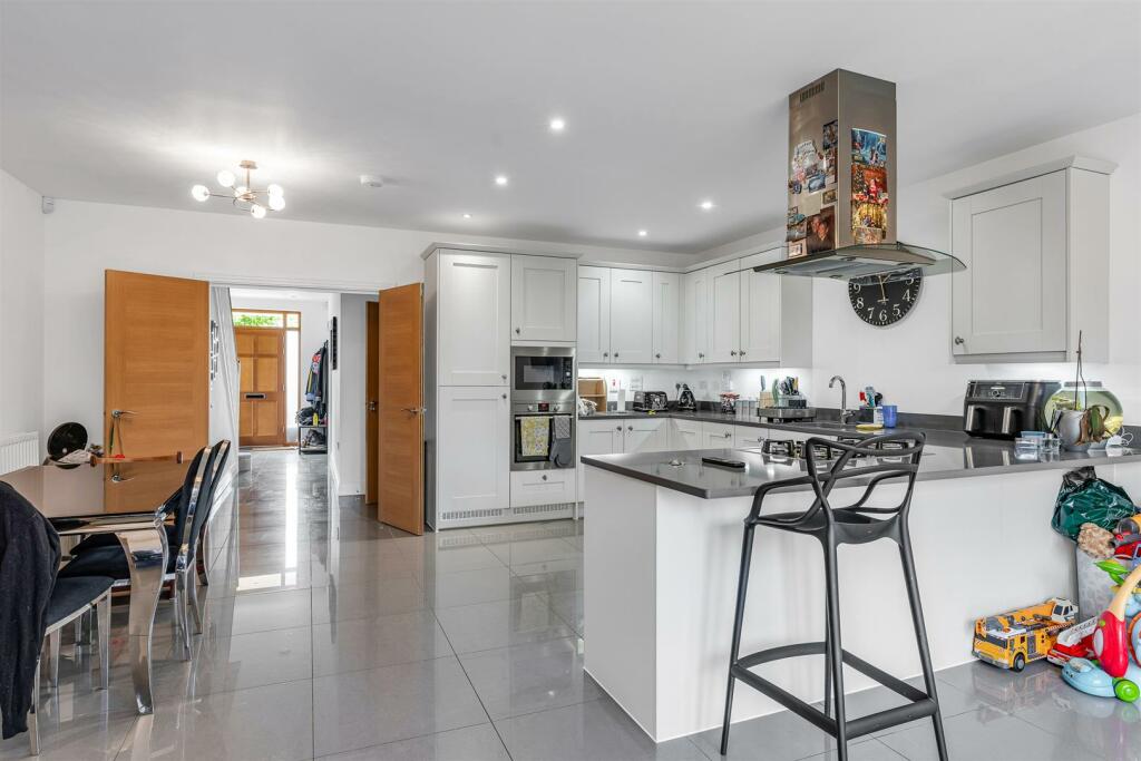 Additional image 6 of Butterwick Way, Welwyn