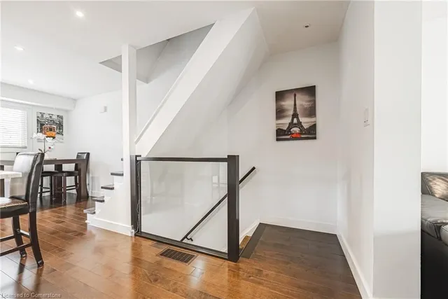 Additional image 7 of 1155 Paramount Dr Unit 26