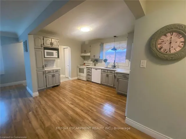 Additional image 4 of 312 East 45th St