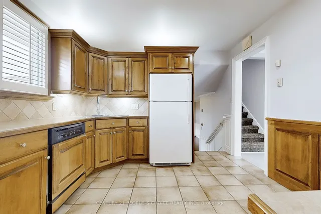 Additional image 12 of 207 Montmorency Dr