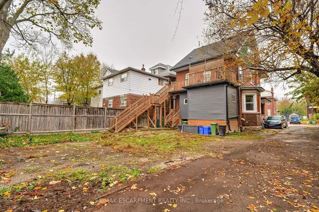 Additional image 32 of 152 Sanford Ave