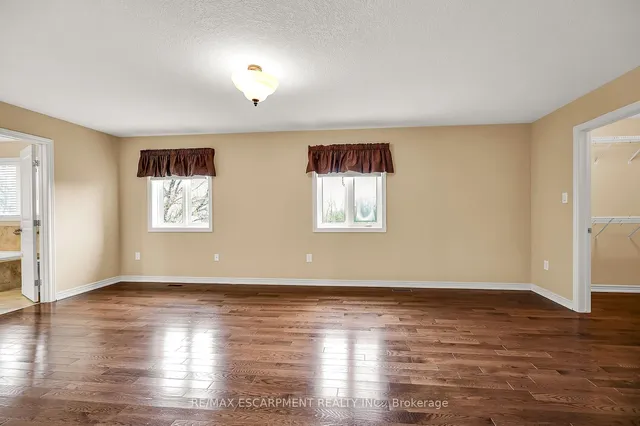 Additional image 18 of 61 Waterford Cres