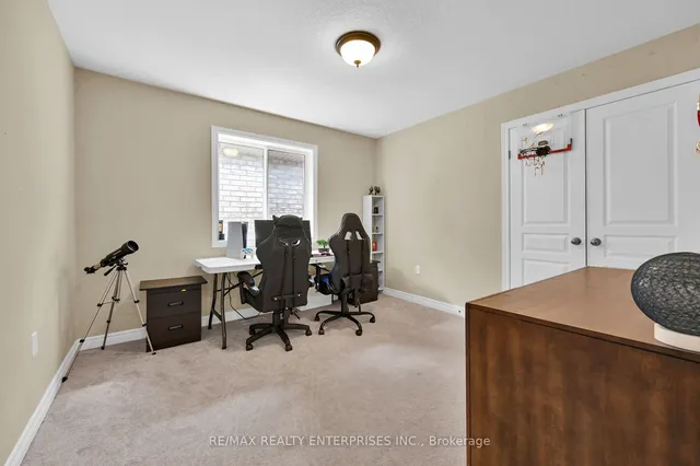 Additional image 30 of 130 Chartwell Circ