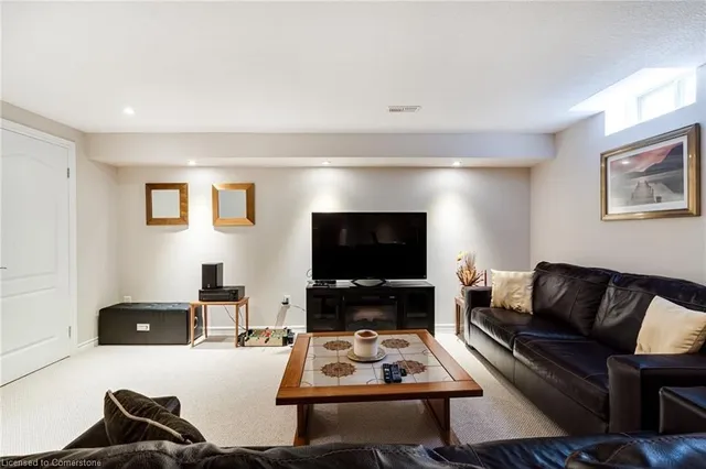 Additional image 33 of 19 Tallforest Trail