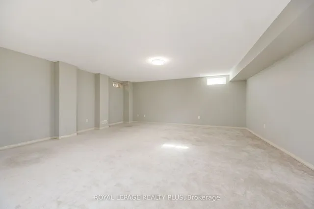 Additional image 31 of 592 Lott Cres