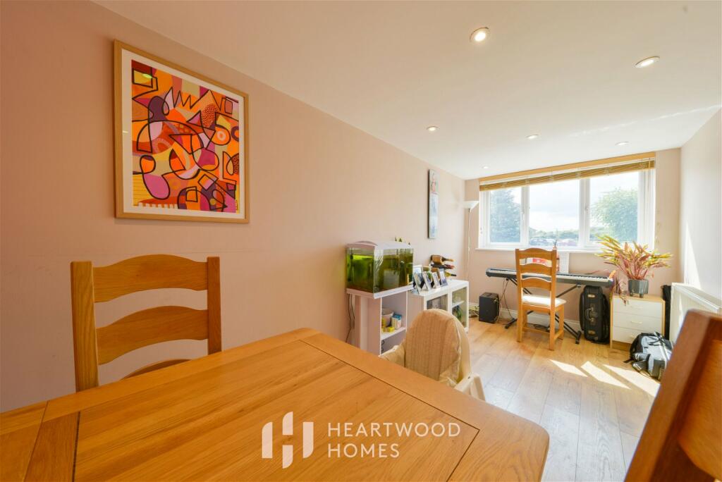 Additional image 5 of Meadway, Colney Heath, St. Albans, AL4 0PT