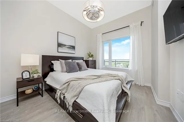 Additional image 15 of 716 MAIN STREET EAST Unit 1109