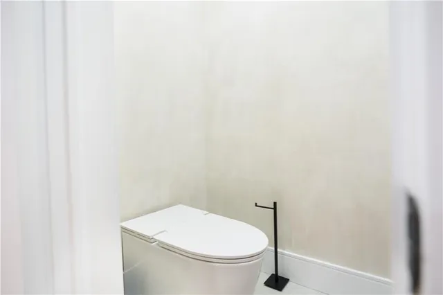 Additional image 7 of 2260 BRITANNIA Rd