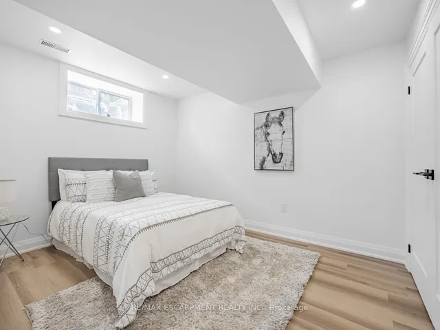 Additional image 17 of 974 North Shore Blvd