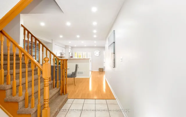 Additional image 4 of 1096 Barclay Circ