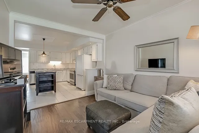 Additional image 17 of 2344 Woodward Ave