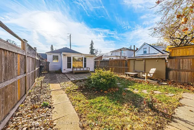 Additional image 25 of 189 Crockett St