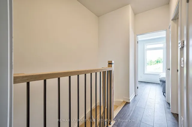 Additional image 24 of 27 SPRUCE PINES Cres