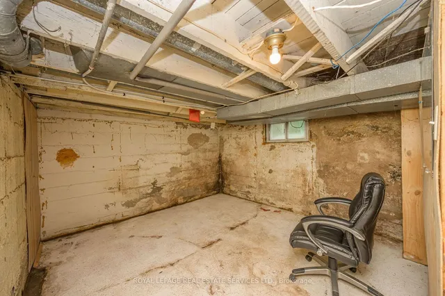 Additional image 32 of 39 Court St