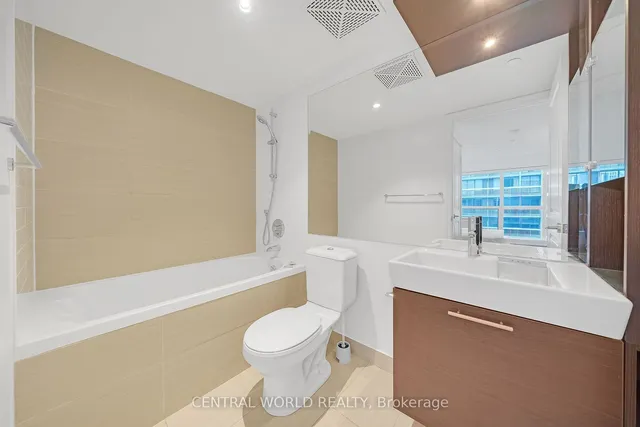 Additional image 22 of 386 Yonge St Unit 1113