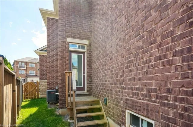 Additional image 37 of 8 Slater Mill Place